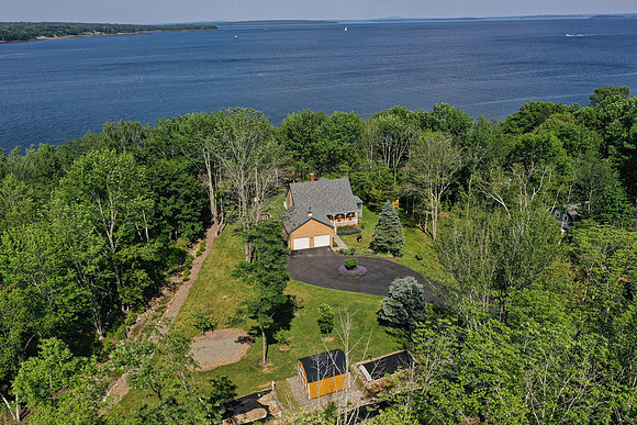 6672