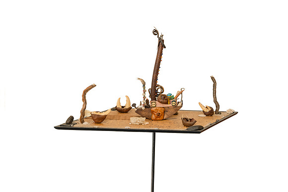9 Queen Nefertiti Funeral Barge 1