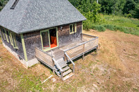 3928