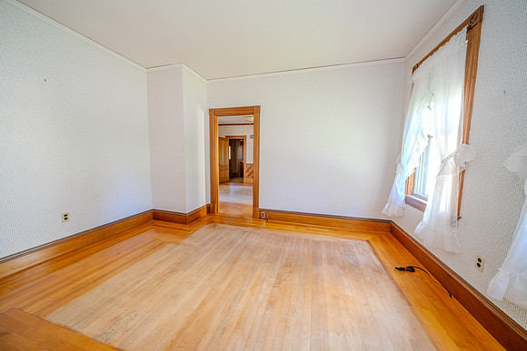 1835